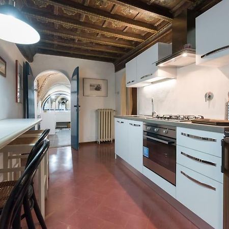 Renaissance Apartment Флоренция Экстерьер фото