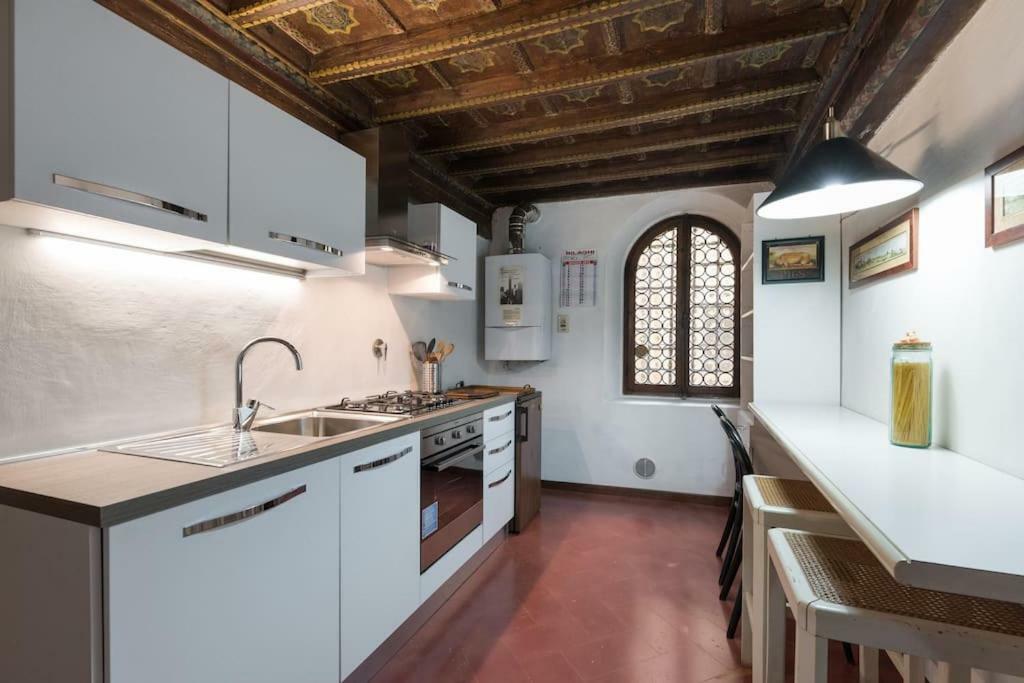 Renaissance Apartment Флоренция Экстерьер фото